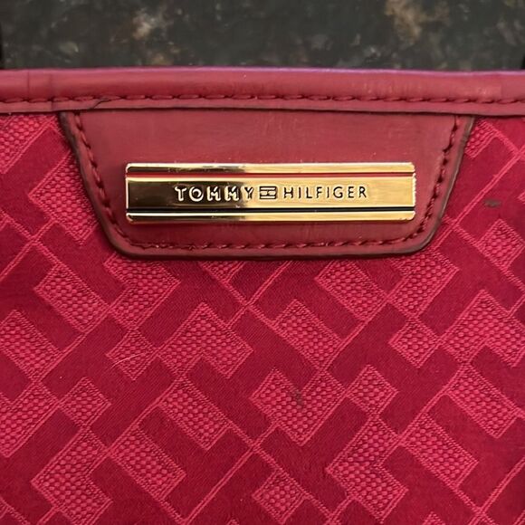 *Tommy Hilfiger* Ruby Red Monogram Shopper Handbag Tote - Picture 2 of 14